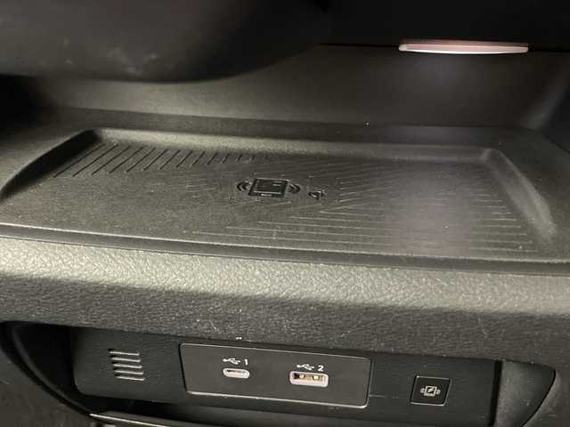 日産 セレナ ハイウェイスター V 群馬県 2023(令5)年 4.1万km プリズムホワイト 純正１２．３型ナビ　全周囲カメラ　デジタルインナーミラー　プロパイロット　ワイヤレス充電器　ＥＴＣ２．０　ＢＳＭ　パドルシフト　ＷＡＣ　両側電動スライドドア　ＬＥＤヘッドライト　ＬＥＤ　禁煙車