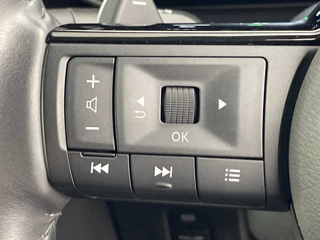 日産 セレナ ハイウェイスター V 群馬県 2023(令5)年 4.1万km プリズムホワイト 純正１２．３型ナビ　全周囲カメラ　デジタルインナーミラー　プロパイロット　ワイヤレス充電器　ＥＴＣ２．０　ＢＳＭ　パドルシフト　ＷＡＣ　両側電動スライドドア　ＬＥＤヘッドライト　ＬＥＤ　禁煙車