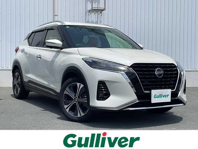日産 キックス X ツートーンインテリアED 三重県 2020(令2)年 5.8万km ブリリアントホワイトパール 純正9インチナビ(AM/FM/フルセグTV/BT/MusicStocker）/ツートンインテリアED/e-power/プロパイロット/デジタルインナー/ステアリングスイッチ/ステアリングヒーター/革巻きステアリング/ドライブレコーダー/ビルトインETC/プッシュスタート/スペアキー/ハンドル支援/後方支援/エマージェンシーブレーキ/駐車支援/ふらつき検知/電動格納ミラー/ルーフレール/禁煙車/取扱説明書/ナビ取扱説明書/保証書