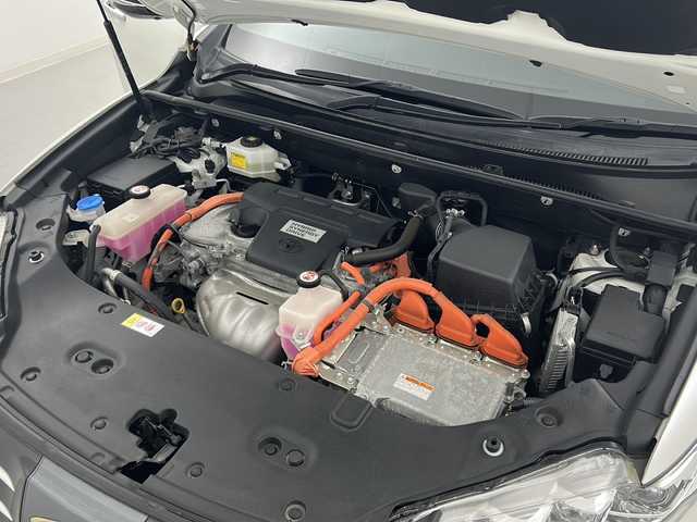 トヨタ ハリアー ハイブリッド プログレス メタル&レザーP 宮城県 2017(平29)年 9.6万km ホワイトパールクリスタルシャイン TRDエアロ（FSR）/JBLサウンド/Toyota Safety Sense /・プリクラッシュセーフティ/・レーンディパーチャーアラート/・オートマチックハイビーム/・レーダークルーズコントロール/全周囲カメラ/メーカーOPナビ（12.3インチ）/・BT.CD.DVD.USB.SD.AUX/ワンセグTV/電動リアゲート/レザーシート/前席パワーシート/前席シートヒーター/前席エアーシート/ウッドコンビステアリング/ステアリングスイッチ/ビルトインETC/プッシュスタート/スマートキー×2/カードキー/電動パーキングブレーキ/LEDヘッドライト/LEDフォグライト/純正フロアマット/純正18インチAW/純正ドアバイザー