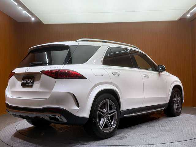 メルセデス・ベンツ Ｍ・ベンツ ＧＬＥ４００ｄ 4MATIC スポーツ 千葉県 2019(令1)年 6.2万km ダイヤモンドホワイト パノラマＳＲ　/ＡＣＣ　/黒革シート　/ナビ　/ＴＶ　/Ｂｌｕｅｔｏｏｔｈ接続　/３６０°Ｂｕｒｍｅｓｔｅｒサウンド　/シートヒーター　/ベンチレーション　/電動リアゲート　/衝突軽減Ｂ　/ＢＳＭ　/ＬＫＡ　/ＥＴＣ　/禁煙車