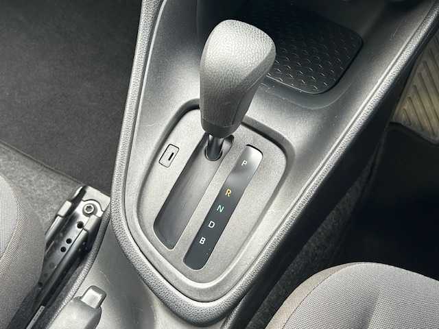 トヨタ ヤリス X 青森県 2021(令3)年 4.6万km スーパーホワイトⅡ 純正ディスプレイオーディオ(Bluetooth/ラジオ)/全方位カメラ/プリクラッシュセーフティ/アダプティブクルーズコントロール/クリアランスソナー/オートマチックハイビーム/オートライト/フロントワイパーデアイサー/ビルトインETC/ヘッドライトレベライザー/フォグライト/電動格納ミラー/スペアキー/社外14インチAW付き冬タイヤ(175/70/14)積込み