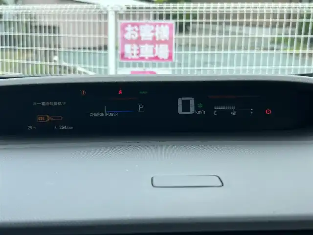 ホンダ ステップワゴン 静岡県 2017(平29)年 5.6万km モダンスティールM ユーザー買い取り車両/D/Nシートヒーター/ブレーキホールド/衝突軽減ブレーキ/レーンアシスト/パワーウィンドウ/EVスイッチ/フリップダウンモニター/純正アルミホイール16インチ/2.5A　USBソケット/12V　シガーソケット/TV　ワンセグ/ビルドインETC