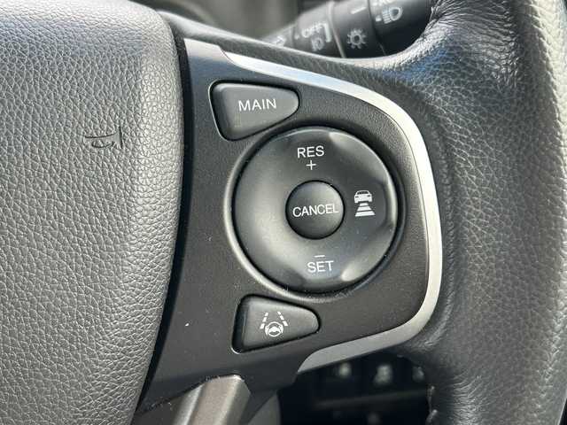 ホンダ ステップワゴン 静岡県 2017(平29)年 5.6万km モダンスティールM ユーザー買い取り車両/D/Nシートヒーター/ブレーキホールド/衝突軽減ブレーキ/レーンアシスト/パワーウィンドウ/EVスイッチ/フリップダウンモニター/純正アルミホイール16インチ/2.5A　USBソケット/12V　シガーソケット/TV　ワンセグ/ビルドインETC