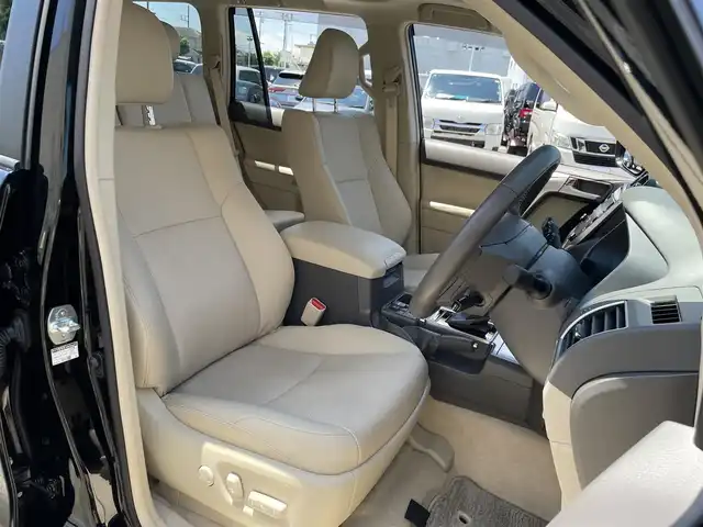 トヨタ ランドクルーザー プラド TX Lパッケージ マットブラED 東京都 2023(令5)年 1.3万km ブラック ムーンルーフ/純正ナビ/パノラミックビュー/プリクラッシュセーフティ/ブラインドスポット/レーンディパーチャー/レーダークルーズ/シートベンチレーション/パワーシート/ETC/ドライブレコーダー