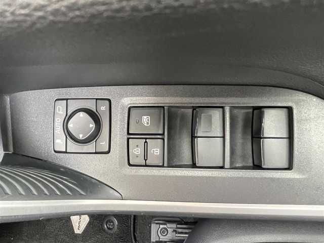 トヨタ ＲＡＶ４ アドベンチャー 青森県 2019(令1)年 4.9万km アティチュードブラックマイカ 4WD/純正メモリナビ/純正フルセグTV/【Bluetooth/CD/DVD/USB】/純正アルミ/純正フロアマット/レザーシート/シートヒーター/エアシート/ステアリングヒーター/ビルトインETC/社外ドラレコ/トヨタセーフティセンス/・レーンディパーチャーアラート/・レーダークルーズコントロール/・ロードサインアシスト/・オートマチックハイビーム、オートライト/・プリクラッシュセーフティ/ダウンヒルアシストコントロール/ブレーキホールド/横滑り防止装置/盗難防止装置/エアバッグダブル＋サイド/ルーフレール/保証書/取扱説明書