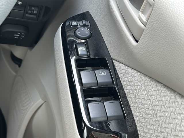日産 デイズ X 秋田県 2020(令2)年 1万km ホワイトパール 純正ＳＤナビ/純正CD、DVD、BT、フルセグ/全周囲カメラ/社外14インチアルミ/純正アルミ+サマータイヤ4本車載/ドライブレコーダー/４WD/前後コーナーセンサー/スペアキー