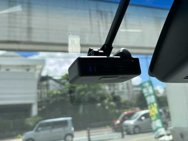ダイハツ ムーヴ カスタム RS ハイパーLTD SAⅢ 沖縄県 2018(平30)年 3.7万km パールホワイトⅢ 純正ナビ　/（ＡＭ／ＦＭ／ＣＤ／ＤＶＤ／ＢＴ）　/全方位モニター　/フルセグＴＶ　/ハーフレザー　/シートヒーター　/ドラレコ　/コーナーセンサー　/衝突軽減　/純正フロアマット　/オートマチックハイビーム/オートライト/純正15AW/スマートキー/LEDヘッドライト/横滑り防止