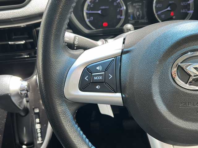 ダイハツ ムーヴ カスタム RS ハイパーLTD SAⅢ 沖縄県 2018(平30)年 3.7万km パールホワイトⅢ 純正ナビ　/（ＡＭ／ＦＭ／ＣＤ／ＤＶＤ／ＢＴ）　/全方位モニター　/フルセグＴＶ　/ハーフレザー　/シートヒーター　/ドラレコ　/コーナーセンサー　/衝突軽減　/純正フロアマット　/オートマチックハイビーム/オートライト/純正15AW/スマートキー/LEDヘッドライト/横滑り防止