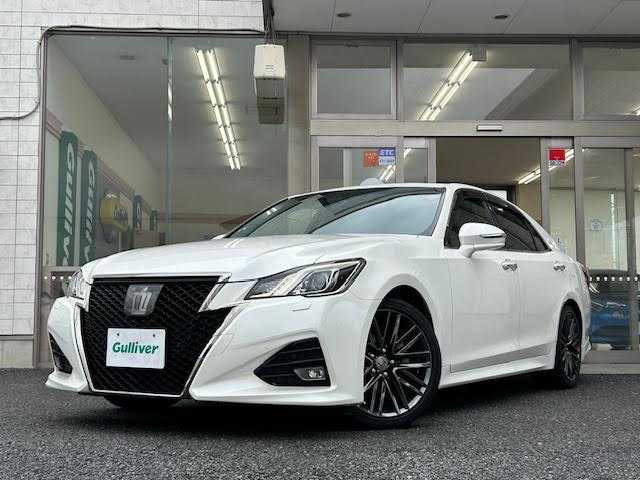 トヨタ クラウン アスリート G-T 埼玉県 2015(平27)年 8.1万km ホワイトパールクリスタルシャイン 純正SDナビ/サンルーフ/バックカメラ/レーダークルーズコントロール/ETC/運転席助手席パワーシート/シートヒーター/エアシート/LEDヘッドライト/ドライブレコーダー/Bluetooth/クリアランスソナー/ブラインドスポットモニター/メモリーシート/カーテシライト