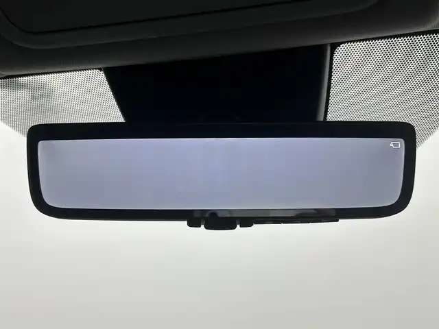 トヨタ ＲＡＶ４ アドベンチャー 熊本県 2022(令4)年 2.2万km アーバンカーキ 禁煙車　/４WD/TRDフロントバンパーガーニッシュ/純正ディスプレイオーディオ（ＡｐｐｌＣａｒＰｌａｙ・ＢＴ・フルセグ・ＵＳＢ）/全周囲カメラ　/社外前後ドライブレコーダー　/ビルトインＥＴＣ　/前後クリアランスソナー　/前席シートヒーター　/ステアリングヒーター/前席エアーシート/運転席パワーシート/メモリシート/パワーバックドア/レーダークルーズコントロール/ブラインドスポットモニター/衝突軽減ブレーキ/レーンキープアシスト/ダウンヒルアシスト/デジタルインナーミラー/ルーフレール/電動パーキング/オートホールド/純正フロアマット/純正19インチAW/オートライト/オートマチックハイビーム/LEDヘッドライト/フォグランプ/スマートキー/プッシュスタート/保証書/取扱説明書