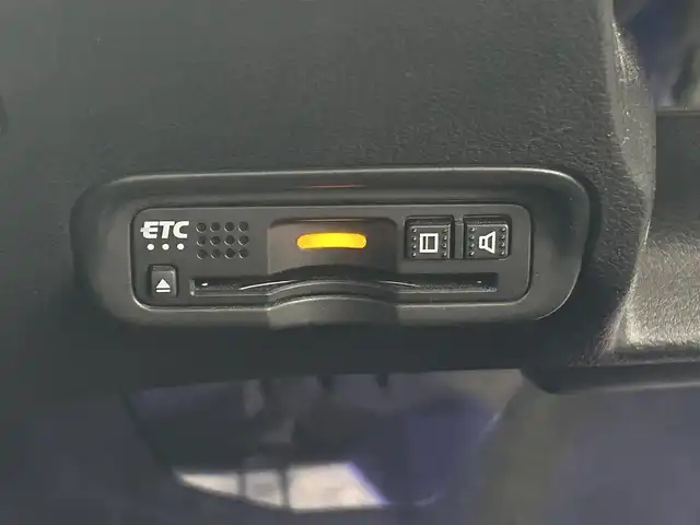 ホンダ ヴェゼル ハイブリッド RS ホンダセンシング 長崎県 2019(令1)年 6.3万km クリスタルブラックパール 純正8インチナビ/（CD/DVD/BT/フルセグ）/バックカメラ/衝突軽減システム/レーンアシスト/ハーフレザーシート/シートヒーター/パドルシフト/レーダークルーズ/ETC/オートライト/純正18インチAW