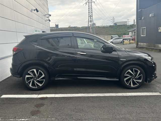 ホンダ ヴェゼル ハイブリッド RS ホンダセンシング 長崎県 2019(令1)年 6.3万km クリスタルブラックパール 純正8インチナビ/（CD/DVD/BT/フルセグ）/バックカメラ/衝突軽減システム/レーンアシスト/ハーフレザーシート/シートヒーター/パドルシフト/レーダークルーズ/ETC/オートライト/純正18インチAW