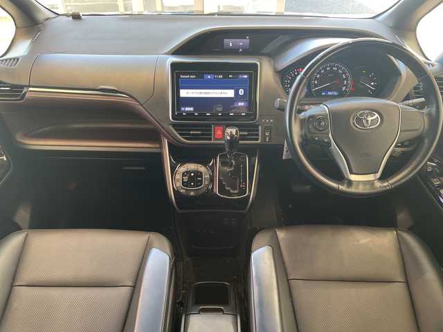 トヨタ エスクァイア Gi 埼玉県 2019(平31)年 6.6万km スパークリングブラックパールクリスタルシャイン セーフティセンス/純正9インチナビ/　　CD/DVD/BT/USB/HDMI/フルセグ/バックカメラ/両側電動スライドドア/クルーズコントロール/コーナーセンサー/ハーフレザーシート/シートヒーター/15インチアルミホイール/ETC2.0/スマートキー/禁煙車