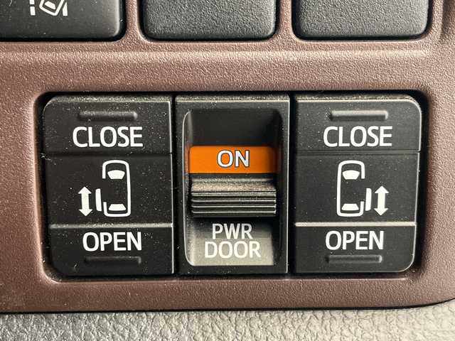 トヨタ エスクァイア Gi 埼玉県 2019(平31)年 6.6万km スパークリングブラックパールクリスタルシャイン セーフティセンス/純正9インチナビ/　　CD/DVD/BT/USB/HDMI/フルセグ/バックカメラ/両側電動スライドドア/クルーズコントロール/コーナーセンサー/ハーフレザーシート/シートヒーター/15インチアルミホイール/ETC2.0/スマートキー/禁煙車