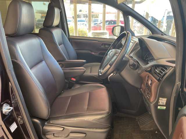 トヨタ エスクァイア Gi 埼玉県 2019(平31)年 6.6万km スパークリングブラックパールクリスタルシャイン セーフティセンス/純正9インチナビ/　　CD/DVD/BT/USB/HDMI/フルセグ/バックカメラ/両側電動スライドドア/クルーズコントロール/コーナーセンサー/ハーフレザーシート/シートヒーター/15インチアルミホイール/ETC2.0/スマートキー/禁煙車