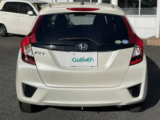 ホンダ フィット 13G Fパッケージ 神奈川県 2015(平27)年 1.5万km プレミアムホワイトパール ワンオーナー/CTBA/プッシュスタート/スマートキー/保証書/取扱説明書/スペアキー×１