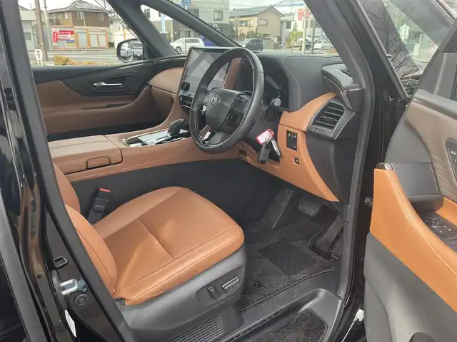 トヨタ ヴェルファイア ハイブリット Z プレミア 福島県 2023(令5)年 1.4万km ブラック セーフティセンス/・プリクラッシュセーフティ/・レーンディパーチャーアラート/・全車速追従機能付レーダークルーズコントロール/・アダプティブハイビームシステム/・ロードサインアシスト/・プロアクティブドライビングアシスト/14インチディスプレイオーディオプラス/【Bluetooth/フルセグTV/HDMI】/・コネクティッドナビ/・10スピーカー/・ETC2.0/・Apple Car Play/Android auto/茶レザーシート/・パワーシート（全席）/・シートヒーター（全席）/・エアシート（全席）/左右独立ムーンルーフ/トヨタチームメイト/パノラミックビューモニター/両側パワースライドドア/・オートステップ/スマートキー/・プッシュスタート/・スペアキー/3眼LEDヘッドライト/取扱説明書/新車時保証書