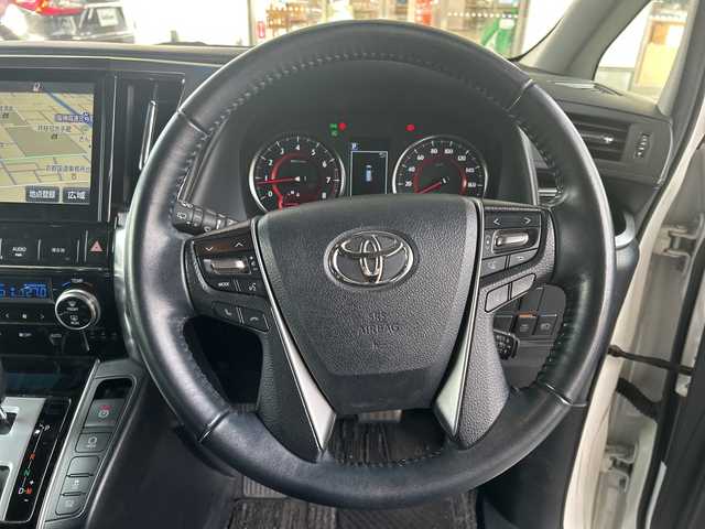 トヨタ ヴェルファイア Z 京都府 2018(平30)年 4.2万km ホワイトパールクリスタルシャイン 純正10.5インチナビ/11.4インチフリップダウンモニター/フルセグテレビ/走行中視聴可能/DVD視聴可能/Bluetooth/HDMI/サンルーフ/両側パワースライドドア/トヨタセーフティーセンス/クリアランスソナー/レーダークルーズコントロール/ロードサインアシスト/プリクラシュセーフティー/レーンキープアシスト/ブレーキホールド/オールオートウィンド/禁煙車/ビルトインETC/フォグランプ/ウィンカーミラー/電動格納ミラー/スタッドレスタイヤ有