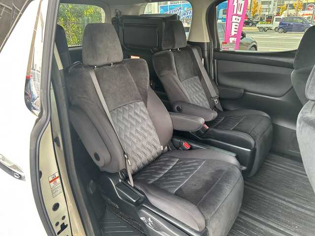 トヨタ ヴェルファイア Z 京都府 2018(平30)年 4.2万km ホワイトパールクリスタルシャイン 純正10.5インチナビ/11.4インチフリップダウンモニター/フルセグテレビ/走行中視聴可能/DVD視聴可能/Bluetooth/HDMI/サンルーフ/両側パワースライドドア/トヨタセーフティーセンス/クリアランスソナー/レーダークルーズコントロール/ロードサインアシスト/プリクラシュセーフティー/レーンキープアシスト/ブレーキホールド/オールオートウィンド/禁煙車/ビルトインETC/フォグランプ/ウィンカーミラー/電動格納ミラー/スタッドレスタイヤ有