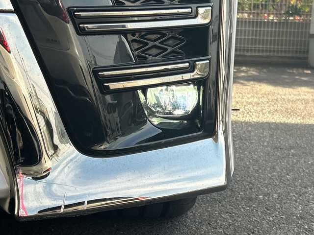 トヨタ ヴェルファイア Z 京都府 2018(平30)年 4.2万km ホワイトパールクリスタルシャイン 純正10.5インチナビ/11.4インチフリップダウンモニター/フルセグテレビ/走行中視聴可能/DVD視聴可能/Bluetooth/HDMI/サンルーフ/両側パワースライドドア/トヨタセーフティーセンス/クリアランスソナー/レーダークルーズコントロール/ロードサインアシスト/プリクラシュセーフティー/レーンキープアシスト/ブレーキホールド/オールオートウィンド/禁煙車/ビルトインETC/フォグランプ/ウィンカーミラー/電動格納ミラー/スタッドレスタイヤ有