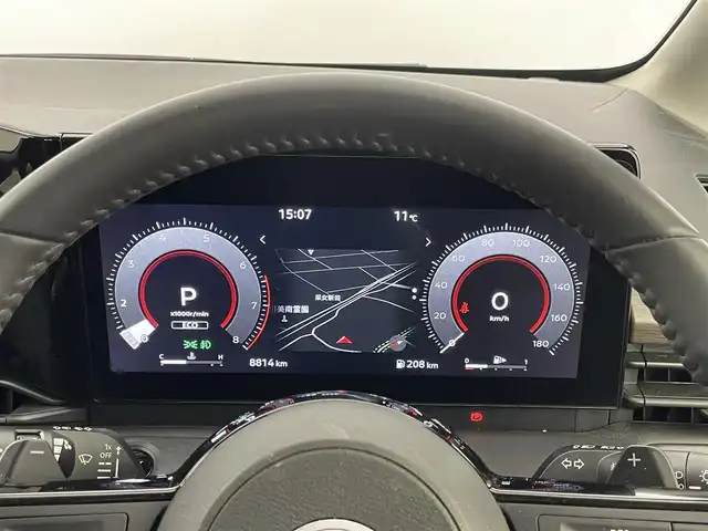 日産 セレナ ハイウェイスター V 埼玉県 2024(令6)年 0.9万km ブリリアントシルバー プロパイロット　純正１２．３インチナビ　アラウンドビューモニター　ＢＳＩ　ビルトインＥＴＣ２．０　前後ドライブレコーダー　レーダークルーズ　インテリジェントルームミラー　ワイヤレス充電　ＨＤＭＩ　ＴＶ