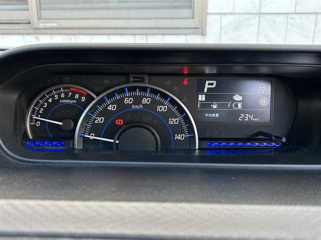 マツダ フレア ハイブリッドXS 福岡県 2021(令3)年 2.9万km シルバー ワンオーナー/社外8インチメモリナビ【CN-RZ865】/　(AM/FM/Bluetooth/iPod/フルセグTV)/全方位モニター/バックモニター/運転支援機能/・デュアルセンサーブレーキサポート/・誤発進抑制機能/・車線逸脱警報/・ふらつき警報/・先行車発進お知らせ機能/・後退時ブレーキサポート/・後方誤発進抑制機能/・ヘッドアップディスプレイ/リヤパーキングセンサー/純正14インチアルミホイール/前方ドライブレコーダー/ビルトインETC/革巻きステアリング/ステアリングスイッチ/シートヒーター(運転席)/純正フロアマット/電格ウインカーミラー/ドアバイザー/スペアキー×1/保証書/取扱説明書