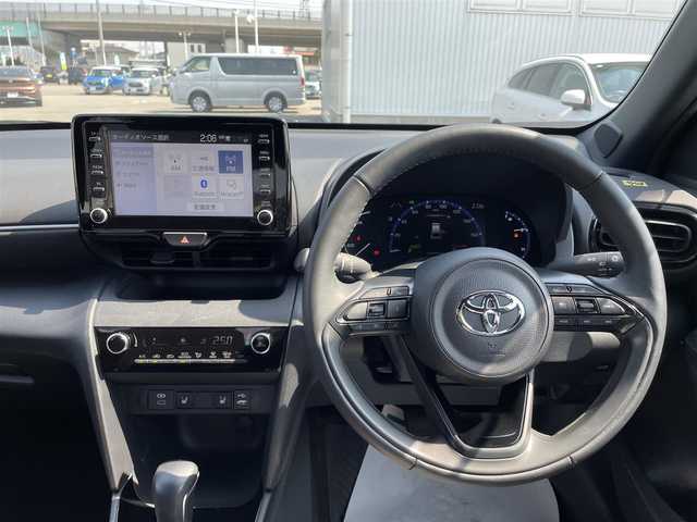 トヨタ ヤリスクロス ハイブリッド Z アドベンチャー 石川県 2023(令5)年 3.2万km プラチナホワイトパールマイカ 純正ディスプレイオーディオ/全方位カメラ/LEDヘッドライト/トヨタセーフティセンス/レーダークルーズ/スマートキー/プッシュスタート/電動ミラー/ハーフレザーシート/クリアランスソナー/パワーバックドア/スタッドレス&AW積み込み