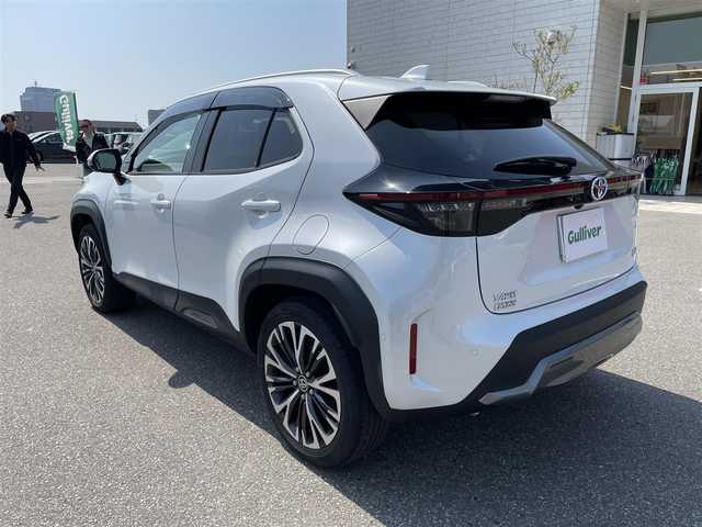 トヨタ ヤリスクロス ハイブリッド Z アドベンチャー 石川県 2023(令5)年 3.2万km プラチナホワイトパールマイカ 純正ディスプレイオーディオ/全方位カメラ/LEDヘッドライト/トヨタセーフティセンス/レーダークルーズ/スマートキー/プッシュスタート/電動ミラー/ハーフレザーシート/クリアランスソナー/パワーバックドア/スタッドレス&AW積み込み