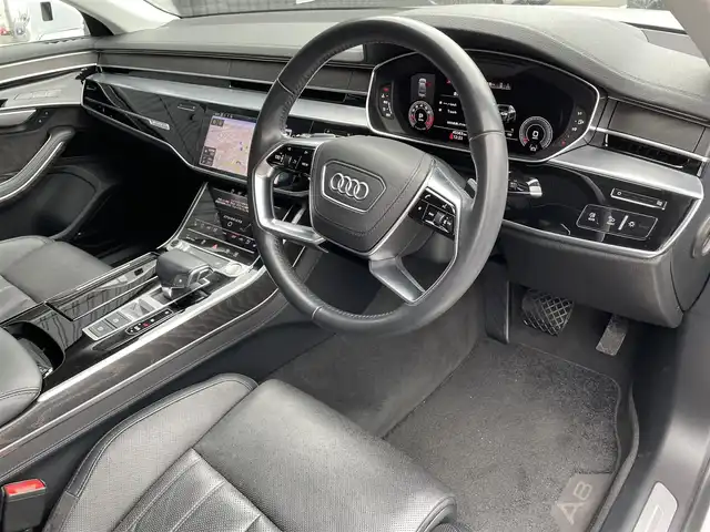 アウディ Ａ８ 55TFSIクワトロ 福島県 2019(平31)年 4.6万km グレイシアホワイトメタリック 純正ナビ(BT/USB)/フルセグTV/バックカメラ/360°/パドルシフト/LEDオートライト/ステアリングスイッチ/前後ドライブレコーダー/ビルトインETC2.0/追従クルーズコントロール/前席シートベンチレーション/全席シートヒーター/リア3面電動シェード/全席パワーシート/電子パーキングブレーキ/オートブレーキホールド/オートワイパー/全席独立オートエアコン/パワーバックドア/レザーシート/革巻ステアリング/アイドリングストップ/純正19AW/シートマッサージ機能/トランクスルー