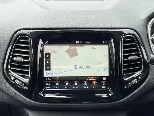 クライスラー・ジープ ジープ コンパス リミテッド 栃木県 2019(平31)年 4.6万km パール 純正メモリナビ/AM FM TV AUX BT/バックカメラ/オート４WD/追従式クルーズコントロール/ETC/電動リアゲート/前後ドライブレコーダー/純正フロアマット/前席シートヒーター/ハーフレザー/純正アルミホイール/コーナーセンサー/オートライト