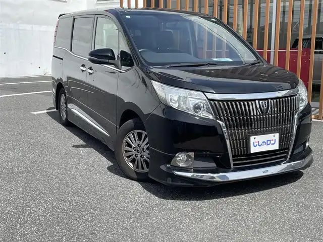 トヨタ エスクァイア Xi 千葉県 2015(平27)年 13万km ブラック (株)IDOMが運営する【じしゃロン八千代店】の自社ローン対象車両になります。こちらは現金またはオートローンご利用時の価格です。自社ローンご希望の方は別途その旨お申付け下さい/Bluetooth接続/フルセグナビ/片側パワースライドドア