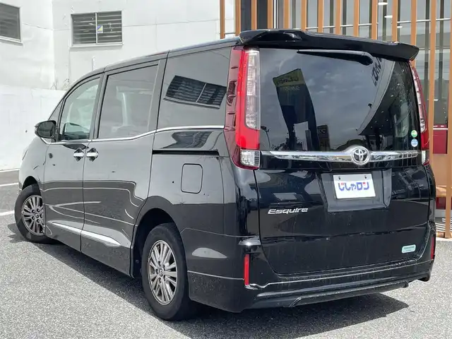 トヨタ エスクァイア Xi 千葉県 2015(平27)年 13万km ブラック (株)IDOMが運営する【じしゃロン八千代店】の自社ローン対象車両になります。こちらは現金またはオートローンご利用時の価格です。自社ローンご希望の方は別途その旨お申付け下さい/Bluetooth接続/フルセグナビ/片側パワースライドドア