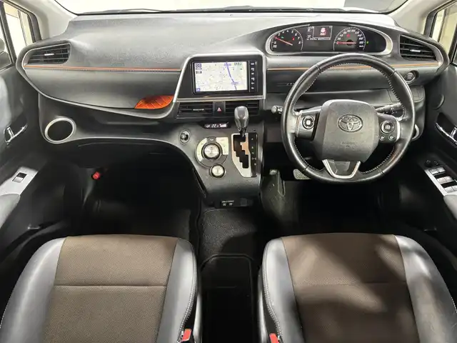 トヨタ シエンタ G クエロ 大阪府 2019(令1)年 4.8万km ホワイトパールクリスタルシャイン 純正ナビフルセグTV/全方位カメラ/ハーフレザーシート/ETC/両側パワスラ/ドライブレコーダー/クリアランスソナー/アイドリングストップ/レーンアシスト/オートライト/LEDヘッドライト/スマートキー