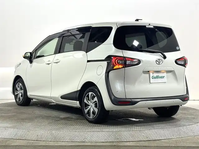 トヨタ シエンタ G クエロ 大阪府 2019(令1)年 4.8万km ホワイトパールクリスタルシャイン 純正ナビフルセグTV/全方位カメラ/ハーフレザーシート/ETC/両側パワスラ/ドライブレコーダー/クリアランスソナー/アイドリングストップ/レーンアシスト/オートライト/LEDヘッドライト/スマートキー