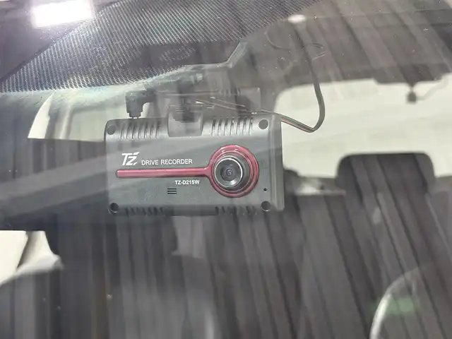 トヨタ シエンタ G クエロ 大阪府 2019(令1)年 4.8万km ホワイトパールクリスタルシャイン 純正ナビフルセグTV/全方位カメラ/ハーフレザーシート/ETC/両側パワスラ/ドライブレコーダー/クリアランスソナー/アイドリングストップ/レーンアシスト/オートライト/LEDヘッドライト/スマートキー