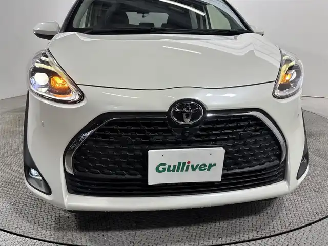 トヨタ シエンタ G クエロ 大阪府 2019(令1)年 4.8万km ホワイトパールクリスタルシャイン 純正ナビフルセグTV/全方位カメラ/ハーフレザーシート/ETC/両側パワスラ/ドライブレコーダー/クリアランスソナー/アイドリングストップ/レーンアシスト/オートライト/LEDヘッドライト/スマートキー