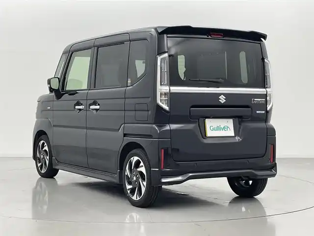 スズキ スペーシア カスタム HYBRID XS 熊本県 2024(令6)年 1.2万km ブルーイッシュブラックパール3 純正ディスプレイオーディオ　/全周囲カメラ　/両側パワースライドドア　/前席シートヒーター　/ステアリングヒーター/スズキセーフティサポート/・デュアルセンサーブレーキサポート/・誤発進制御機能/・後方誤発進抑制機能/・車線逸脱警報/・車線逸脱抑制機能/・ふらつき警報機能/・車線維持支援システム/・先行車発進お知らせ機能/・標識認識システム/・レーダークルーズコントロール/衝突軽減ブレーキ　/アイドリングストップ　/横滑り防止　/社外フロアマット/純正１５インチAW/オートライト　/ＬＥＤヘッドライト/スマートキー/プッシュスタート