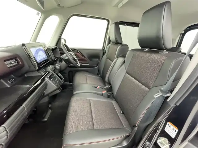 スズキ スペーシア カスタム HYBRID XS 熊本県 2024(令6)年 1.2万km ブルーイッシュブラックパール3 純正ディスプレイオーディオ　/全周囲カメラ　/両側パワースライドドア　/前席シートヒーター　/ステアリングヒーター/スズキセーフティサポート/・デュアルセンサーブレーキサポート/・誤発進制御機能/・後方誤発進抑制機能/・車線逸脱警報/・車線逸脱抑制機能/・ふらつき警報機能/・車線維持支援システム/・先行車発進お知らせ機能/・標識認識システム/・レーダークルーズコントロール/衝突軽減ブレーキ　/アイドリングストップ　/横滑り防止　/社外フロアマット/純正１５インチAW/オートライト　/ＬＥＤヘッドライト/スマートキー/プッシュスタート