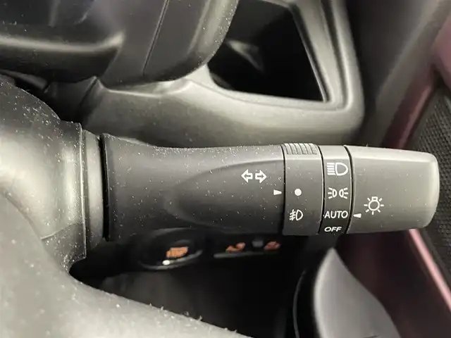 スズキ スペーシア カスタム HYBRID XS 熊本県 2024(令6)年 1.2万km ブルーイッシュブラックパール3 純正ディスプレイオーディオ　/全周囲カメラ　/両側パワースライドドア　/前席シートヒーター　/ステアリングヒーター/スズキセーフティサポート/・デュアルセンサーブレーキサポート/・誤発進制御機能/・後方誤発進抑制機能/・車線逸脱警報/・車線逸脱抑制機能/・ふらつき警報機能/・車線維持支援システム/・先行車発進お知らせ機能/・標識認識システム/・レーダークルーズコントロール/衝突軽減ブレーキ　/アイドリングストップ　/横滑り防止　/社外フロアマット/純正１５インチAW/オートライト　/ＬＥＤヘッドライト/スマートキー/プッシュスタート
