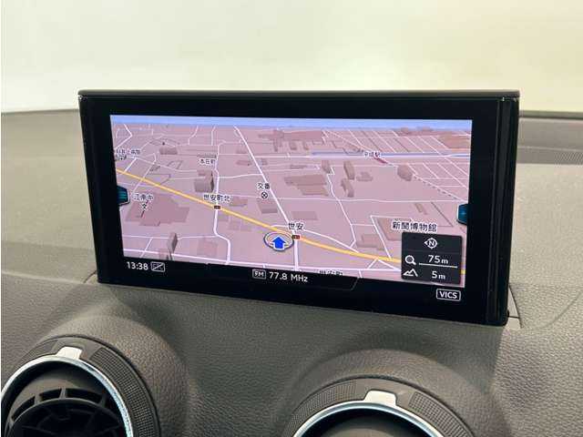 アウディ Ｑ２ 3.5TFSI シリンダーオンデマンドスポーツ 熊本県 2019(平31)年 5.6万km グレイシアホワイトメタリック 純正ナビ（Bluetooth、USB、地デジ）/バックカメラ/パワーバックドア/コーナーセンサー/シートヒーター/純正15インチアルミホイール/LEDヘッドライト/ETC