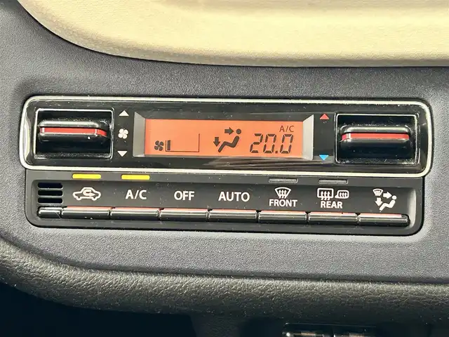 スズキ ソリオ HV MZ 道央・札幌 2023(令5)年 7.9万km ピュアホワイトP ・ワンオーナー/・衝突軽減ブレーキ/・横滑り防止装置/・車線逸脱警報/・アイドリングストップ/・ヘッドアップディスプレイ/・レーダークルーズコントロール/・両側パワースライドドア/・前席シートヒーター/・ミラーヒーター/・ＥＴＣ/・純正15インチＡＷ/・プッシュスタート/・スマートキー/オーディオレス車両