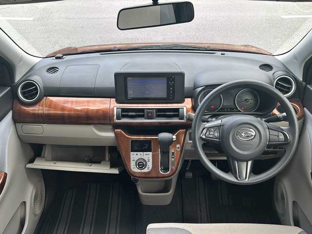 ダイハツ キャスト スタイル X 沖縄県 2017(平29)年 7.5万km ファイアークォーツレッドM 純正ナビ/（ＡＭ／ＦＭ／ＣＤ／ＤＶＤ／ＢＴ）　/フルセグＴＶ　/バックモニター　/ＥＴＣ　/横滑り防止機能　　/純正フロアマット　/オートライト　/アイドリングストップ　/ダブルエアバッグ