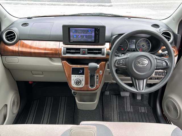 ダイハツ キャスト スタイル X 沖縄県 2017(平29)年 7.5万km ファイアークォーツレッドM 純正ナビ/（ＡＭ／ＦＭ／ＣＤ／ＤＶＤ／ＢＴ）　/フルセグＴＶ　/バックモニター　/ＥＴＣ　/横滑り防止機能　　/純正フロアマット　/オートライト　/アイドリングストップ　/ダブルエアバッグ