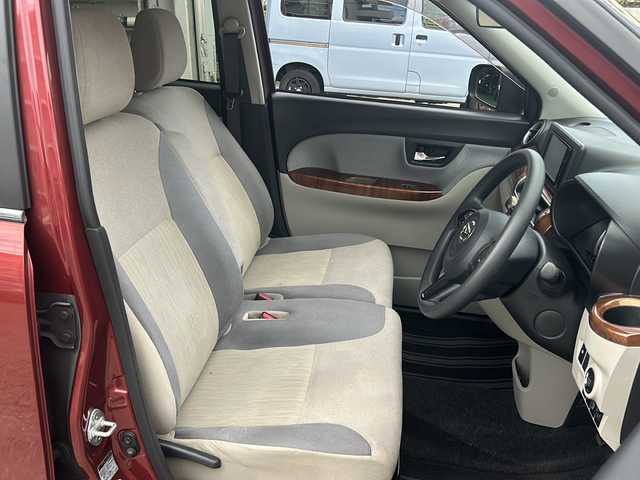 ダイハツ キャスト スタイル X 沖縄県 2017(平29)年 7.5万km ファイアークォーツレッドM 純正ナビ/（ＡＭ／ＦＭ／ＣＤ／ＤＶＤ／ＢＴ）　/フルセグＴＶ　/バックモニター　/ＥＴＣ　/横滑り防止機能　　/純正フロアマット　/オートライト　/アイドリングストップ　/ダブルエアバッグ