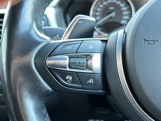 ＢＭＷ ３２０ｄ Mスポーツ 岐阜県 2015(平27)年 6.9万km アルピンホワイトⅢ 登録時走行距離68626km/8.8インチ純正ナビ/Bluetooth　Audio/SD/AUX/CD/DVD/バックカメラ/レーダークルーズコントロール/パドルシフト/ステアリングスイッチ/純正ドライブレコーダー(ND-DVR40)/ビルトインETC/プッシュスタート/電格ウィンカーミラー/オールオートパワーウィンドウ/社外エアロ(フロント、リアスポイラー)/純正AW/禁煙車/保証書/取説