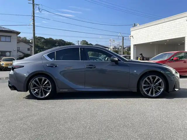 レクサス ＩＳ 300h Fスポーツ 宮崎県 2022(令4)年 5.9万km ソニッククロム 純正ナビ/・フルセグTV・Bluetooth・DVD・CD/全方位カメラ/ビルトインETC/D/N席パワーシート/D/N席シートヒーター/ハンドルヒーター/前後ドライブレコーダー/衝突軽減ブレーキ/レーダークルーズコントロール/オートハイビームアシスト/パドルシフト/前後コーナーセンサー/ブラインドスポットモニター/純正フロアマット/純正19インチアルミホイール