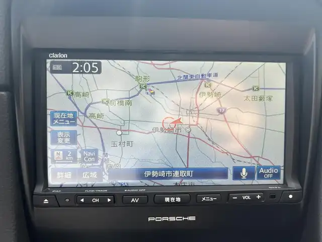 ポルシェ ボクスター S 群馬県 2013(平25)年 3.8万km ピュアホワイト ワンオーナー/取説.保証書.記録簿/左ハンドル/6速MT/純正ナビ/ワンセグTV/AM/FM/CD/DVD/Bluetooth/ETC/電子パーキングブレーキ/ハーフレザーシート/シートヒーター/スポーツクロノパッケージ/スポーツモード/スポーツPLUSモード/アイドリングストップ/オープンカー/キセノンヘットライト