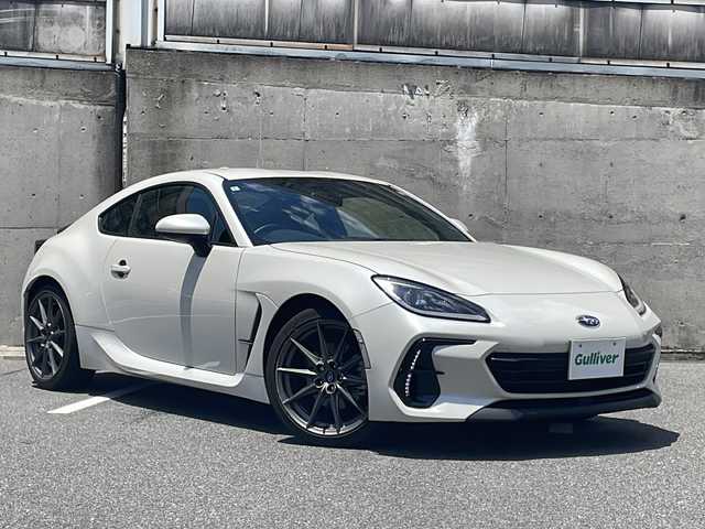 スバル ＢＲＺ S 愛知県 2022(令4)年 3.5万km クリスタルホワイトP アイサイト/社外９インチナビ/フルセグTV・CD・DVD・Bluetooth・HDMI・SD・USB/バックカメラ/プリクラッシュセーフティ/リア・オートマチック・ブレーキ（RAB）/スバル・リア・ビークル・ディティクション（SRVD）/車線逸脱警報/レーダークルーズコントロール/クリアランスソナー/前席シートヒーター/パドルシフト/スマートキー/プッシュスタート/社外デジタルインナーミラー/ETC/純正ドラレコ/電格ミラー/純正フロアマット/保証書/取扱説明書/スペアスマートキー/ディーラー点検整備記録簿1ヶ月・6ヶ月・R4・R6