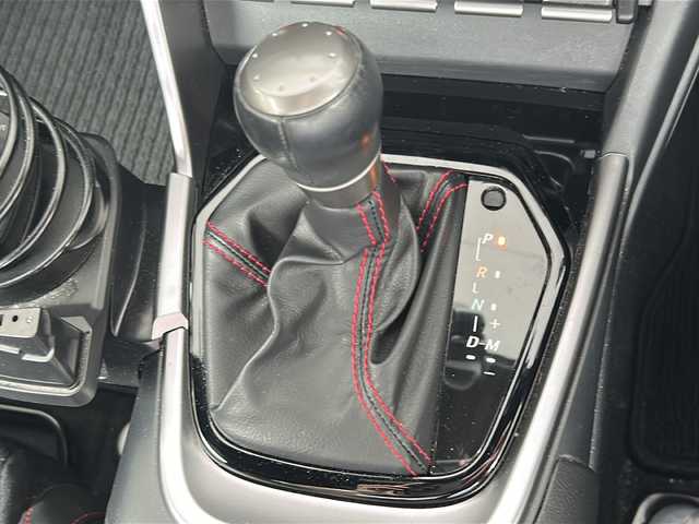 スバル ＢＲＺ S 愛知県 2022(令4)年 3.5万km クリスタルホワイトP アイサイト/社外９インチナビ/フルセグTV・CD・DVD・Bluetooth・HDMI・SD・USB/バックカメラ/プリクラッシュセーフティ/リア・オートマチック・ブレーキ（RAB）/スバル・リア・ビークル・ディティクション（SRVD）/車線逸脱警報/レーダークルーズコントロール/クリアランスソナー/前席シートヒーター/パドルシフト/スマートキー/プッシュスタート/社外デジタルインナーミラー/ETC/純正ドラレコ/電格ミラー/純正フロアマット/保証書/取扱説明書/スペアスマートキー/ディーラー点検整備記録簿1ヶ月・6ヶ月・R4・R6